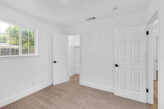3655 N Lafayette, Fresno, CA 93705