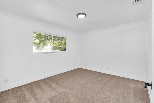 3655 N Lafayette, Fresno, CA 93705