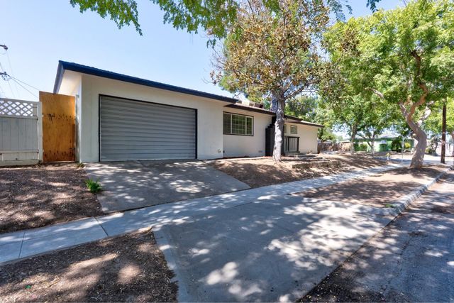 3655 N Lafayette, Fresno, CA 93705