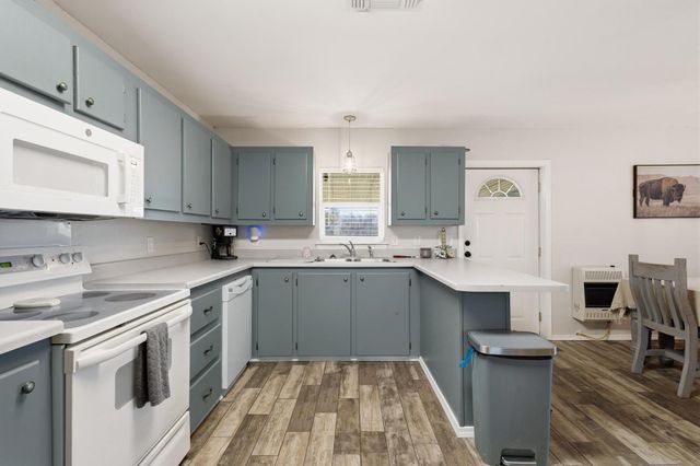 521 County Road 15100, Blossom, TX 75416
