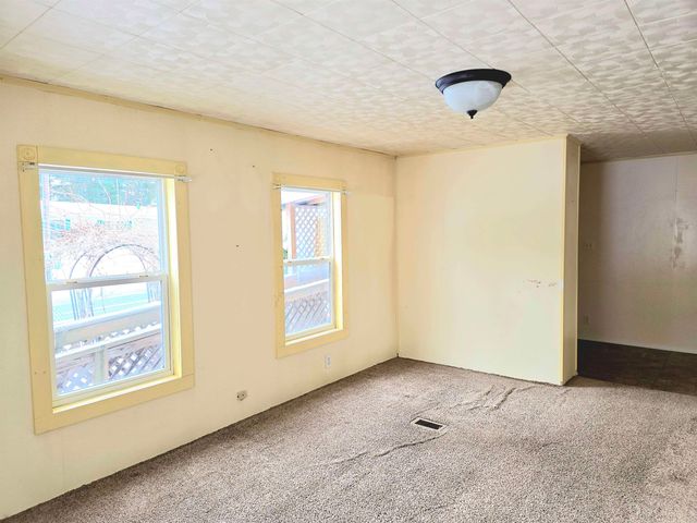 131 Crosby Drive, St. Albans City, VT 05478