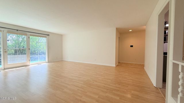 4243 W Bancroft Street, 205e, Toledo, OH 43615