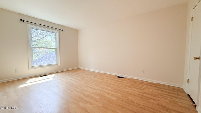 4243 W Bancroft Street, 205e, Toledo, OH 43615