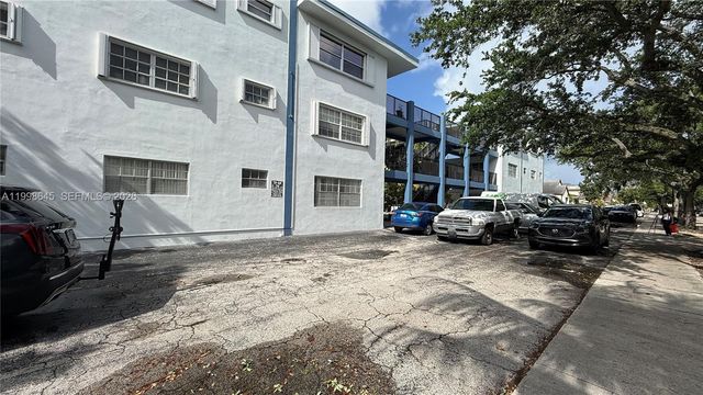 1943 Monroe Street 306A, Hollywood, FL 33020