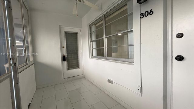 1943 Monroe Street 306A, Hollywood, FL 33020
