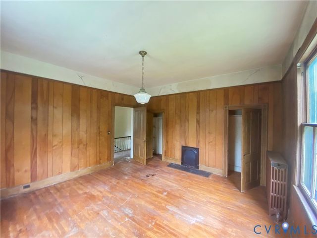 1973 Kutchen St, Petersburg, VA 23805