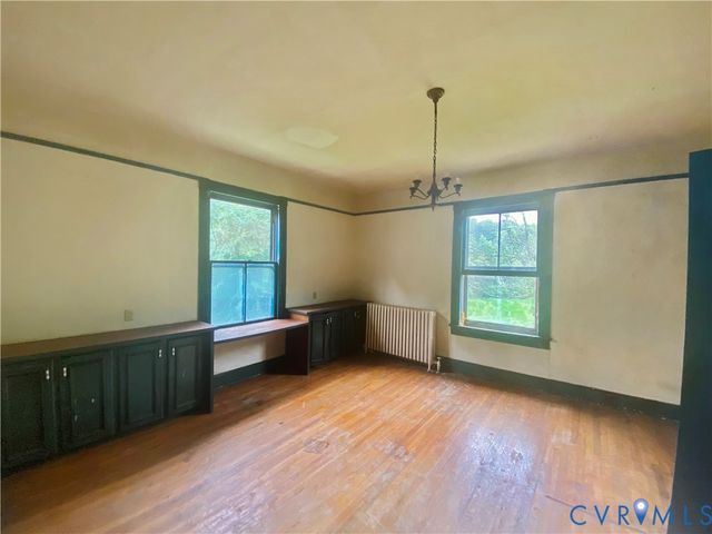 1973 Kutchen St, Petersburg, VA 23805