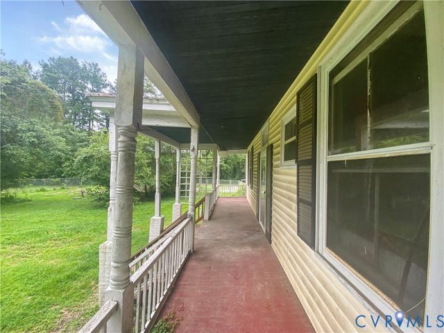1973 Kutchen St, Petersburg, VA 23805