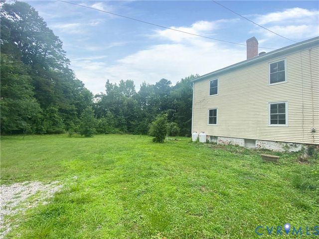 1973 Kutchen St, Petersburg, VA 23805