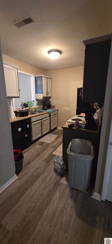 3301 Schneidman, Paducah, KY 42003