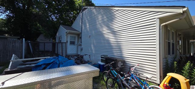 3301 Schneidman, Paducah, KY 42003