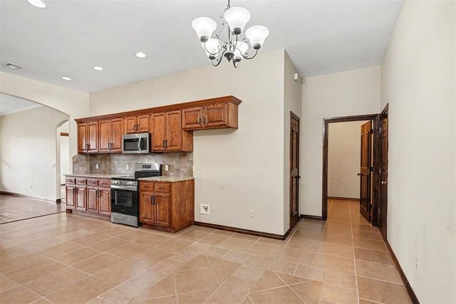 6301 Bentley Drive, Oklahoma City, OK 73169