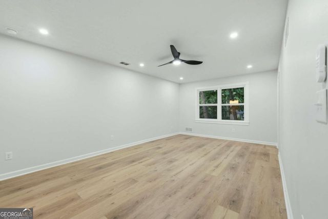 648 Bralorne Drive, Stone Mountain, GA 30087