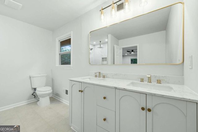 648 Bralorne Drive, Stone Mountain, GA 30087