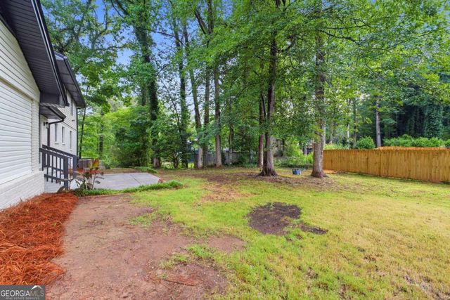 648 Bralorne Drive, Stone Mountain, GA 30087