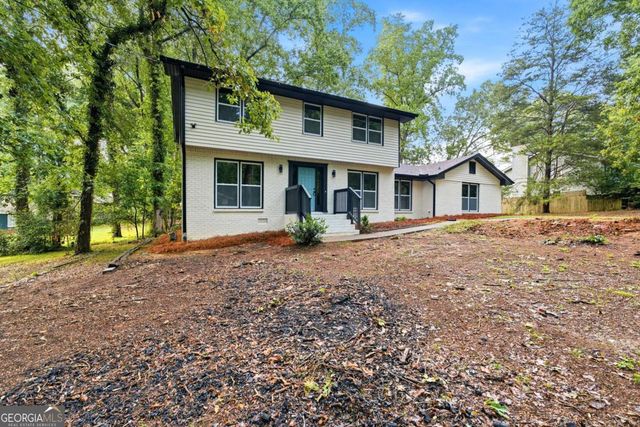 648 Bralorne Drive, Stone Mountain, GA 30087