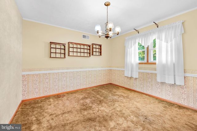 1440 WANDA LN, Harrisburg, PA 17109