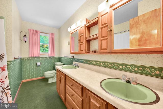 1440 WANDA LN, Harrisburg, PA 17109