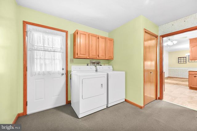 1440 WANDA LN, Harrisburg, PA 17109