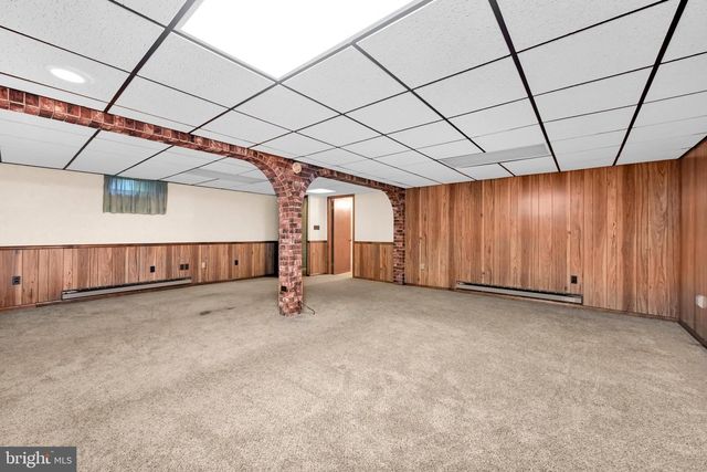 1440 WANDA LN, Harrisburg, PA 17109