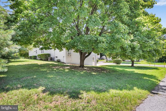 1440 WANDA LN, Harrisburg, PA 17109