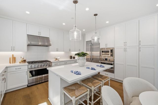 18859 Montalvo Oaks Circle, Monte Sereno, CA 95030