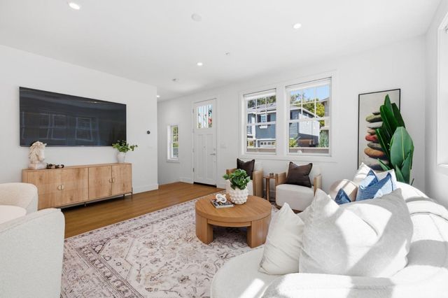 18859 Montalvo Oaks Circle, Monte Sereno, CA 95030
