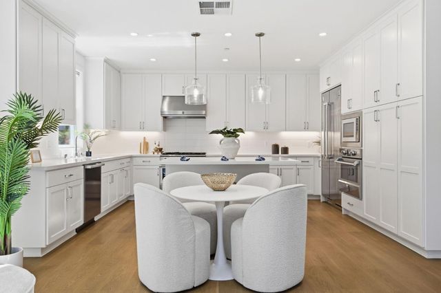 18859 Montalvo Oaks Circle, Monte Sereno, CA 95030