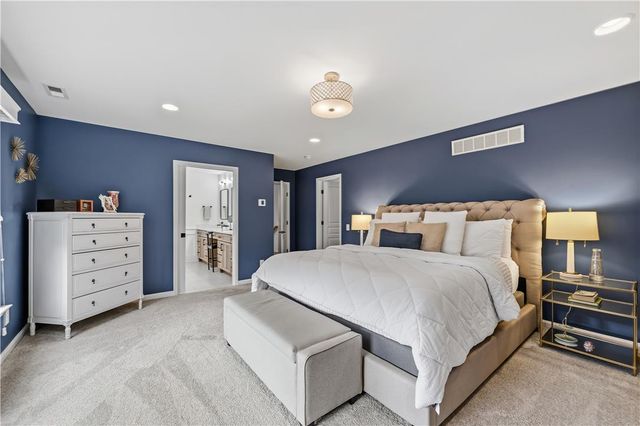 9031 Pathfinder Road, Upper Macungie Twp, PA 18031
