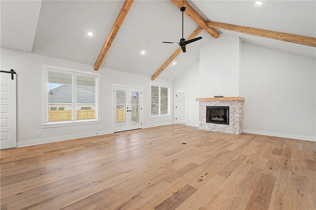 1320 Josephine Drive, Centerton, AR 72719