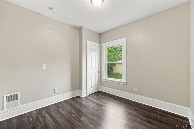 82 Dakota Street 1, Buffalo, NY 14216