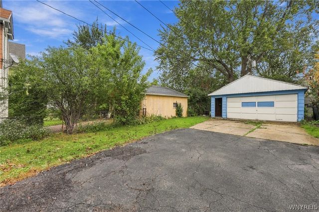 82 Dakota Street 1, Buffalo, NY 14216
