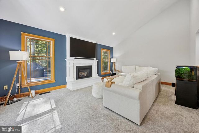 6 CATHERINE, Sicklerville, NJ 08081