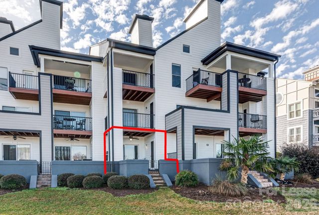 18695 Vineyard Point Lane, Cornelius, NC 28031