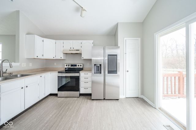 6046 Morning Dove Drive, Indianapolis, IN 46228