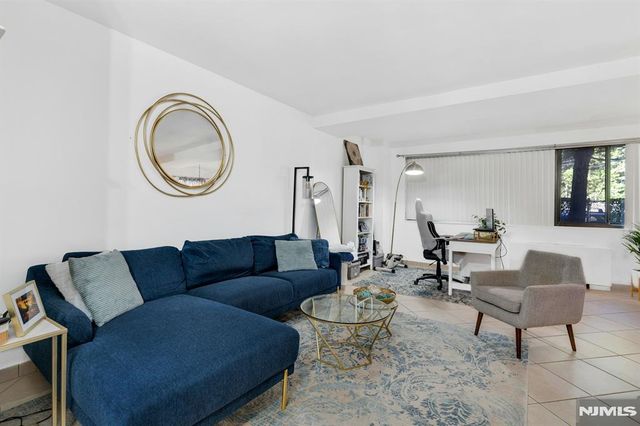 1375 River LG, Edgewater, NJ 07020