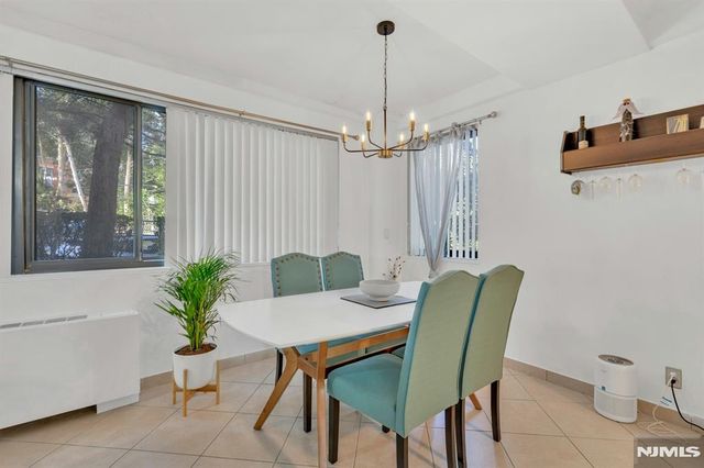 1375 River LG, Edgewater, NJ 07020