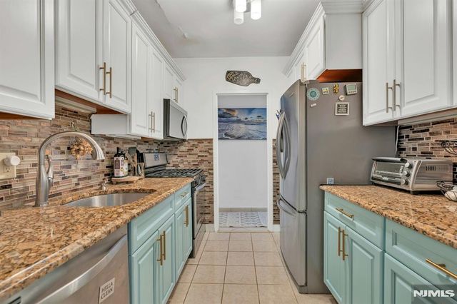 1375 River LG, Edgewater, NJ 07020