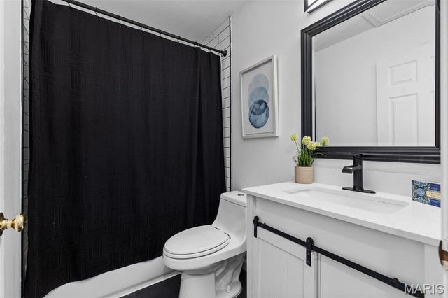 9722 Mueck Terrace, Webster Groves, MO 63119