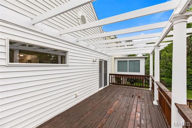 9722 Mueck Terrace, Webster Groves, MO 63119