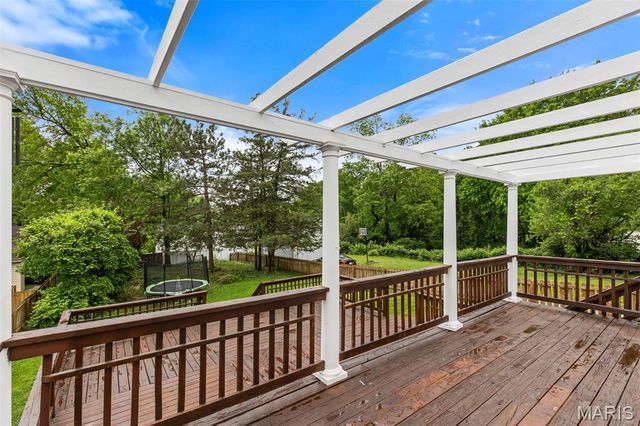 9722 Mueck Terrace, Webster Groves, MO 63119