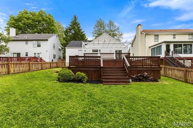 9722 Mueck Terrace, Webster Groves, MO 63119