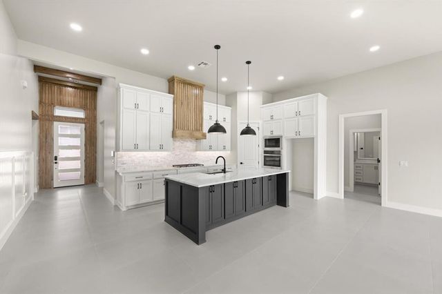 15600 Rockwell Park Lane, Edmond, OK 73013