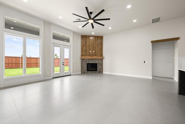 15600 Rockwell Park Lane, Edmond, OK 73013