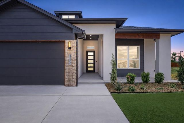 15600 Rockwell Park Lane, Edmond, OK 73013