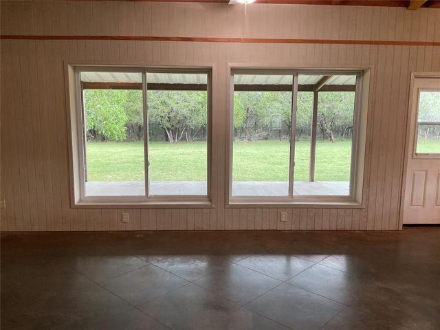 392 County Road 1410, Morgan, TX 76671
