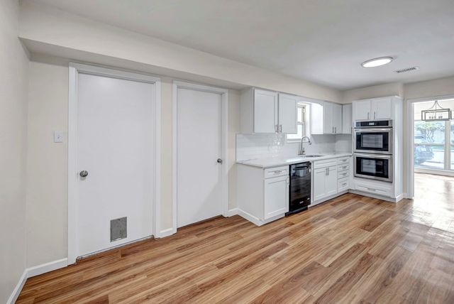 2808 Andover, Midland, TX 79705