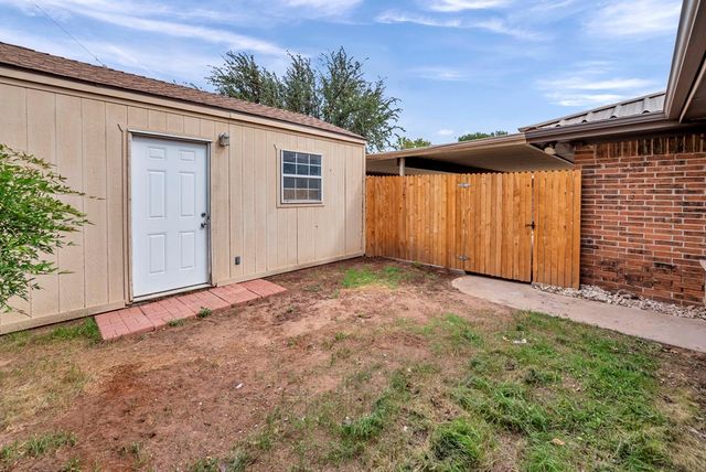 2808 Andover, Midland, TX 79705