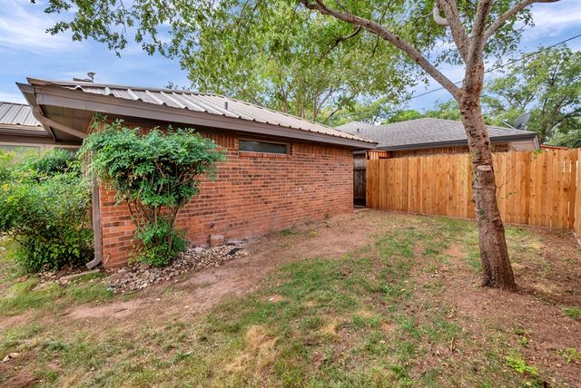 2808 Andover, Midland, TX 79705