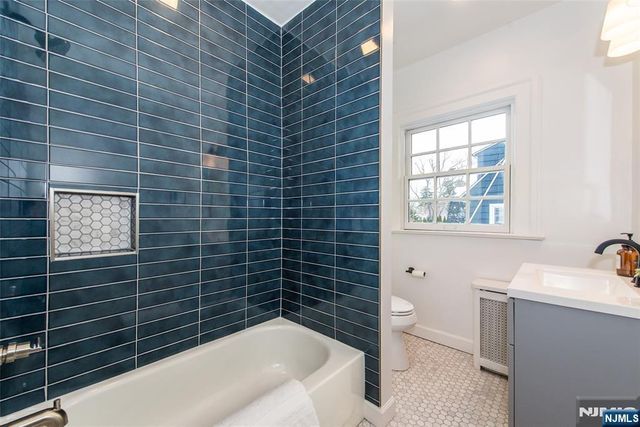 25 Melrose Place, Montclair, NJ 07042